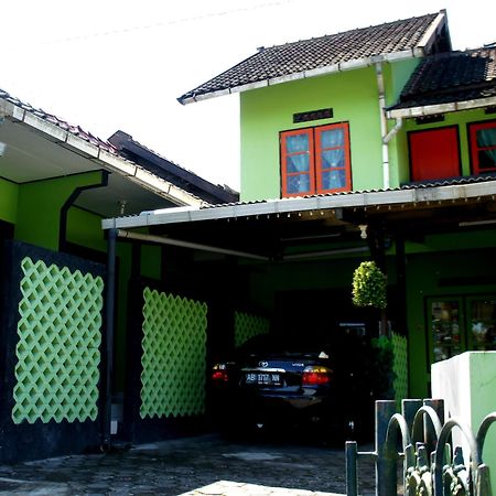 Bayu Murti Homestay Yogyakarta Ngoại thất bức ảnh